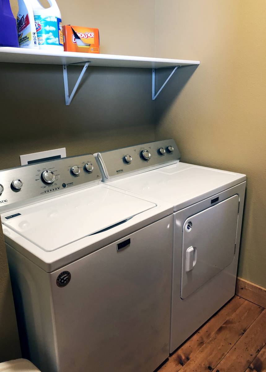 Cloud 9 Cabin Laundry Room