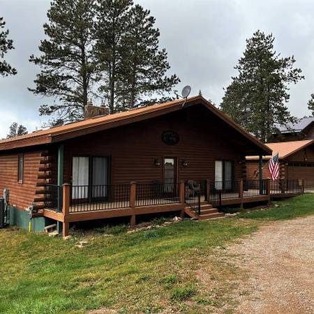 Whitetail Lodge